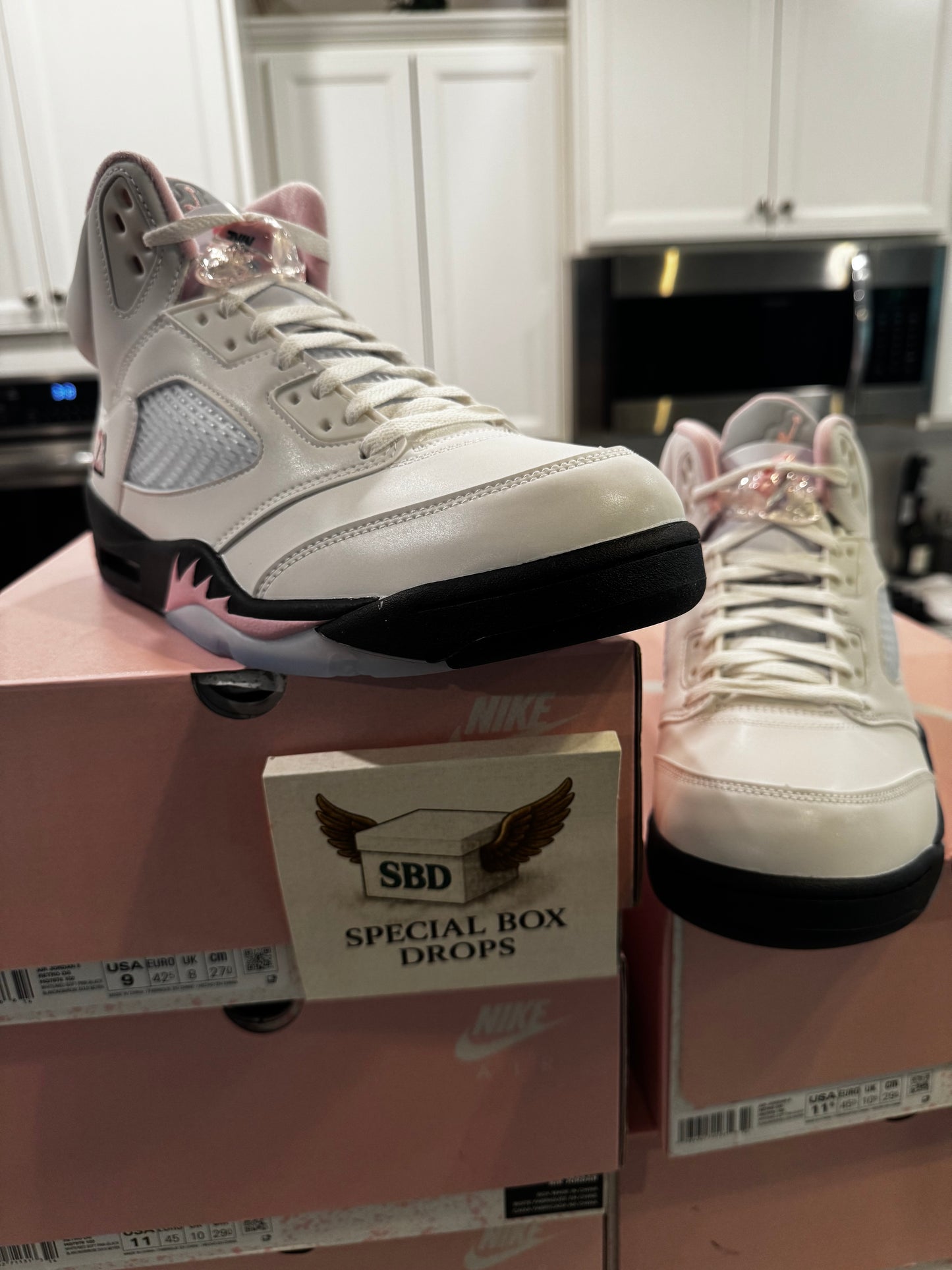 Jordan 5 Retro Med Soft Pink HQ7978-102 Size 7-13 -Authentic-In Hand🔥